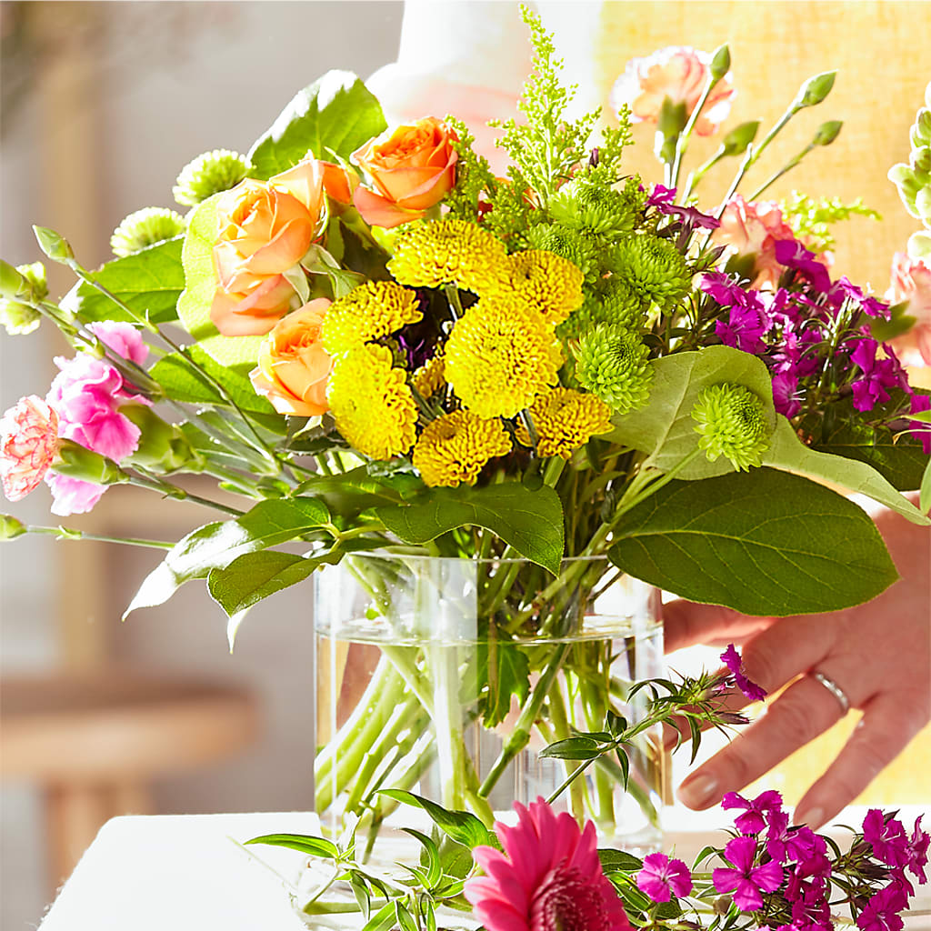 Bold & Bright – A Florist Original – Rhonda Wolke Designs, Ottawa OH