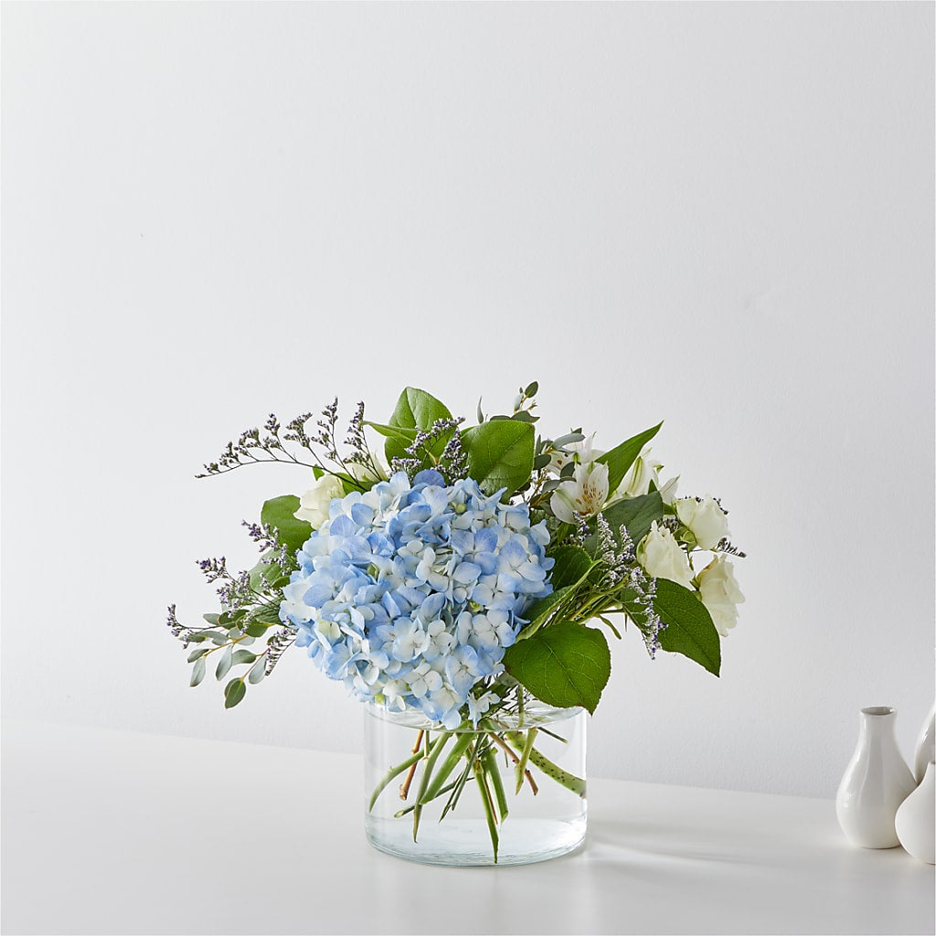 Coastal Blossom Bouquet – Rhonda Wolke Designs, Ottawa OH