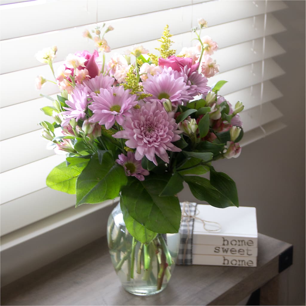 Pastel Tradition - A Florist Original – Rhonda Wolke Designs, Ottawa OH