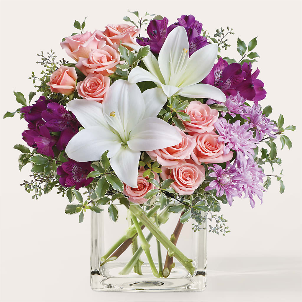 Mani Pedi Bouquet – Rhonda Wolke Designs, Ottawa OH
