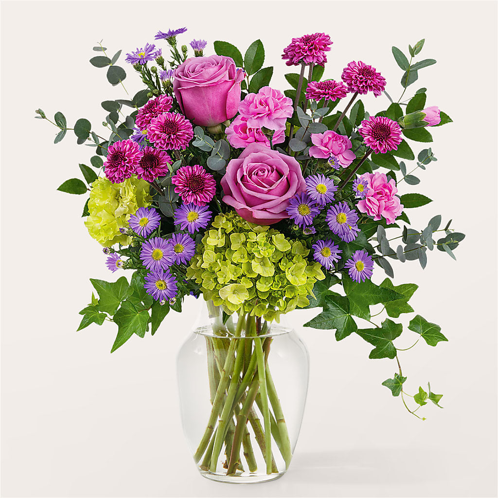 Whispering Garden Bouquet – Rhonda Wolke Designs, Ottawa OH