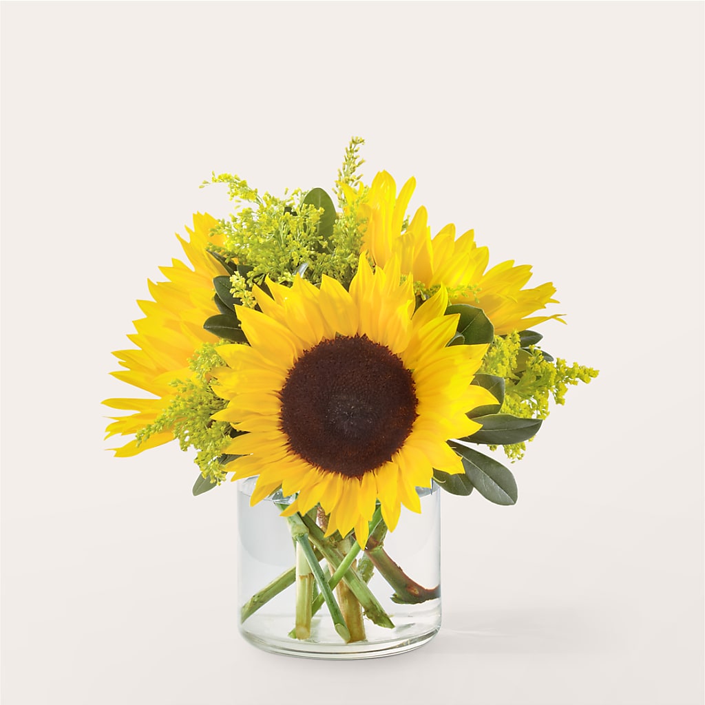 Beaming Sunflower Bouquet – Rhonda Wolke Designs, Ottawa OH