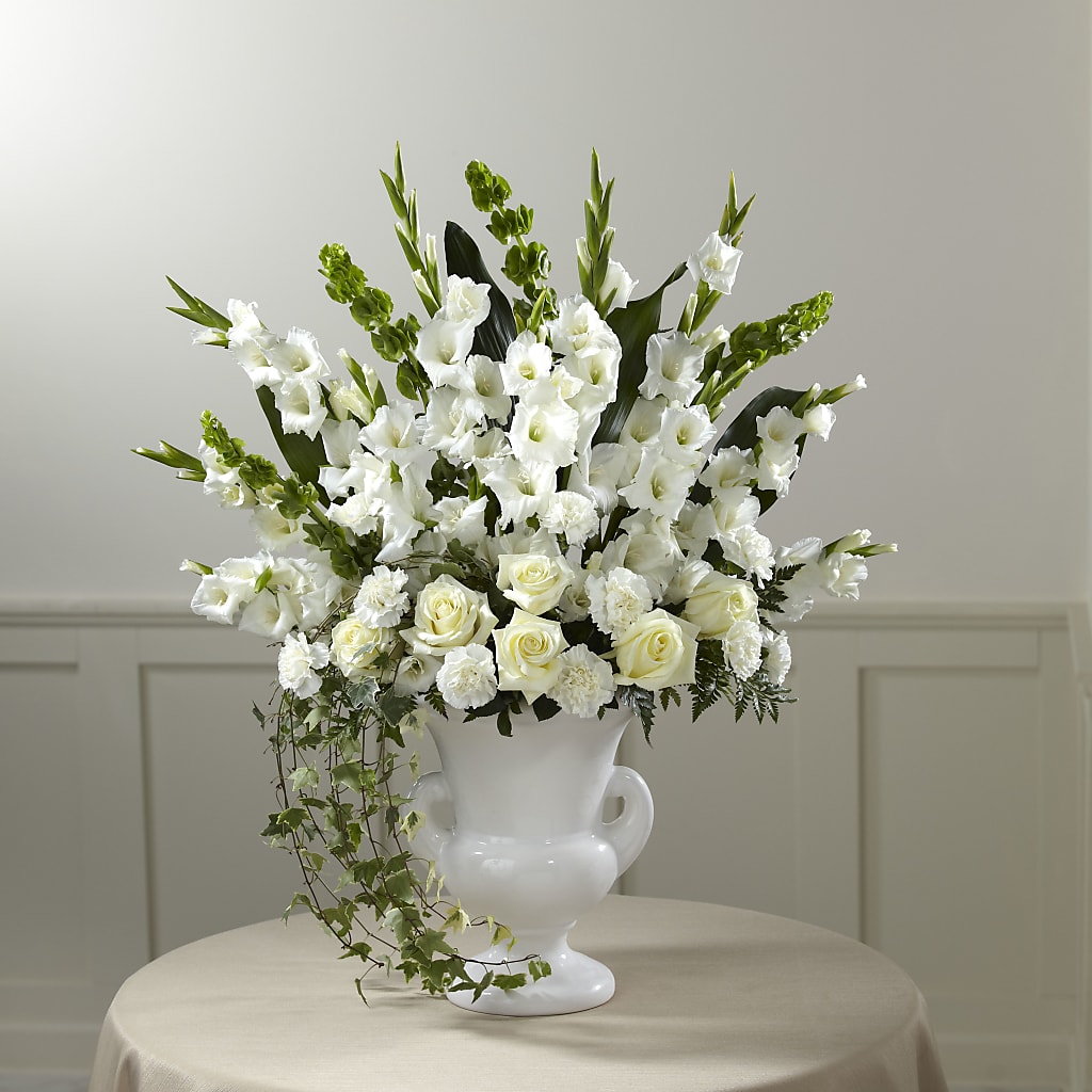 Fond Reflections Arrangement – Rhonda Wolke Designs, Ottawa OH