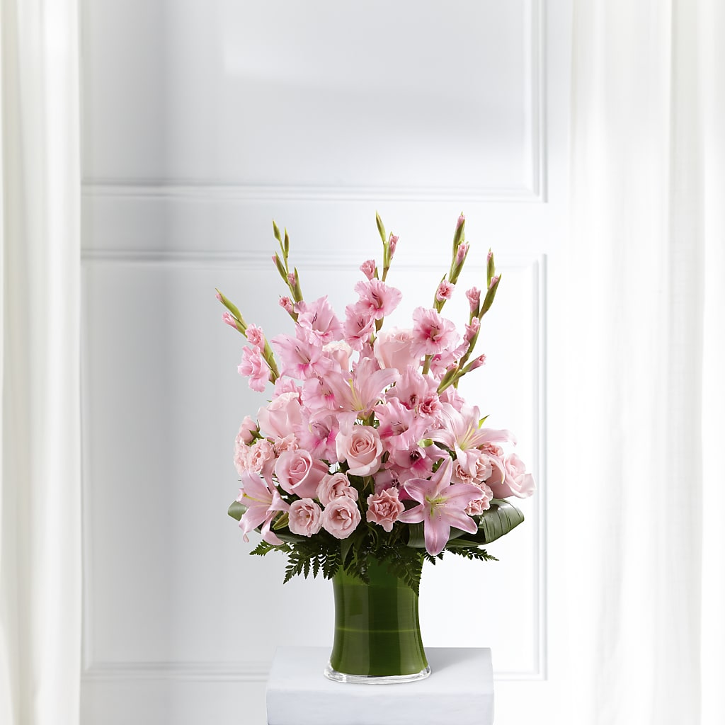 Lovely Tribute Bouquet – Rhonda Wolke Designs, Ottawa OH