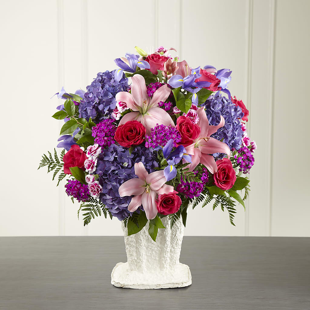 We Fondly Remember Arrangement – Rhonda Wolke Designs, Ottawa OH