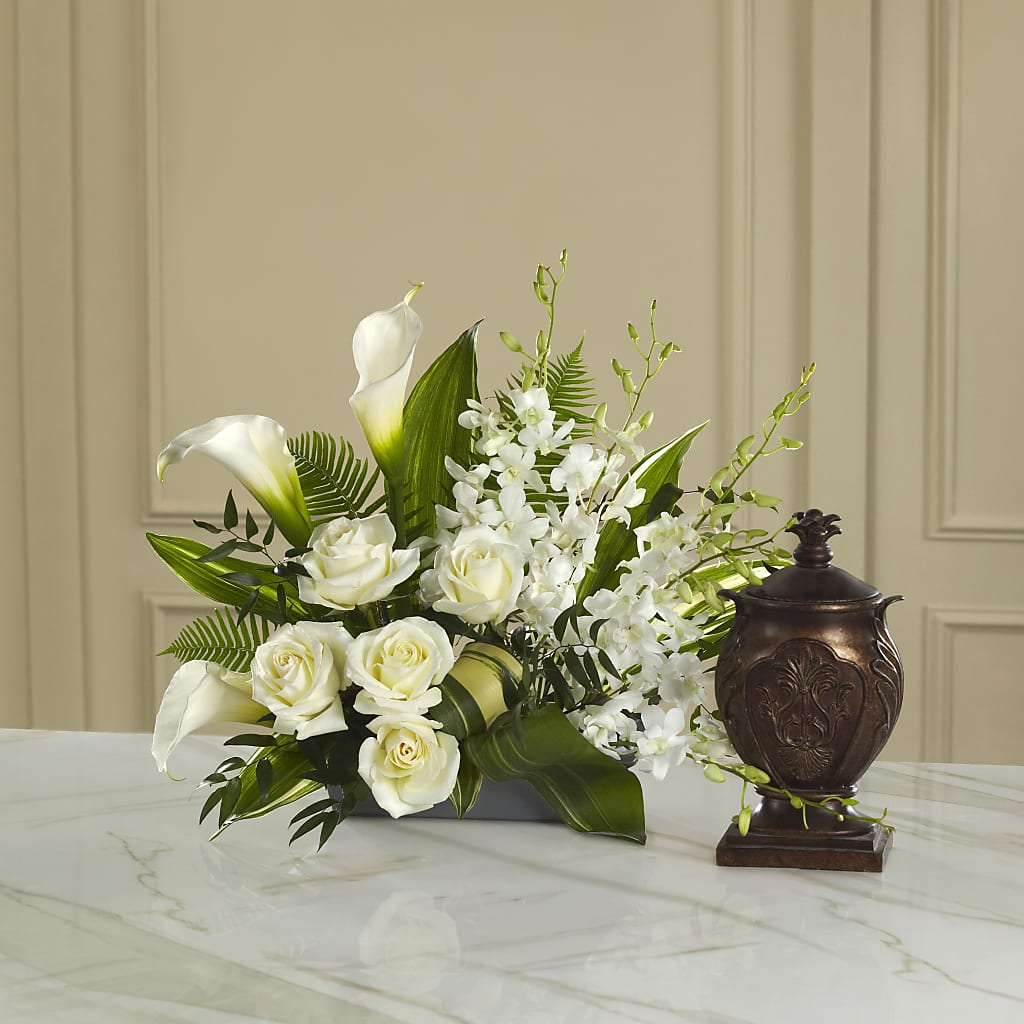 At Peace Arrangement – Rhonda Wolke Designs, Ottawa OH