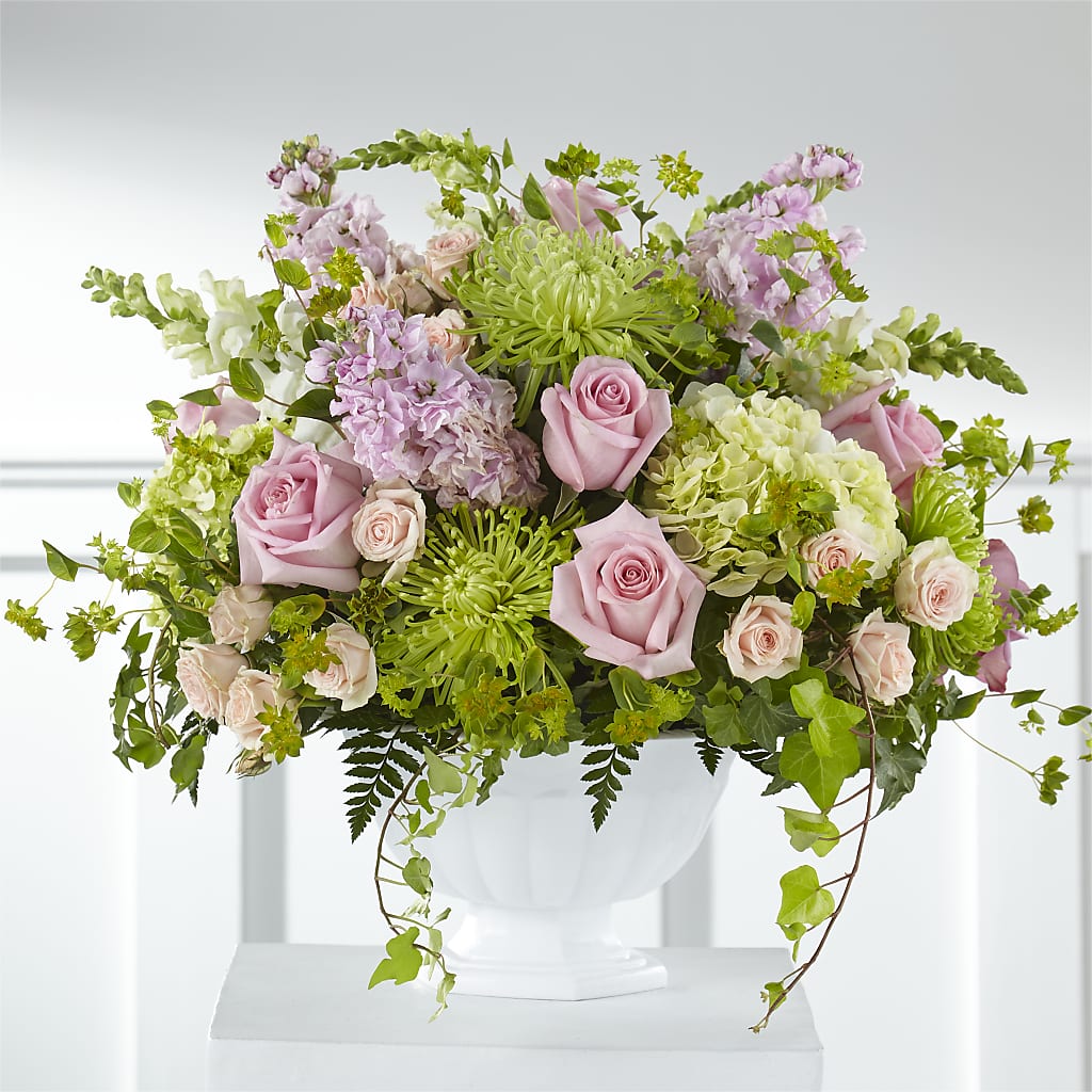 Radiant Embrace Arrangement – Rhonda Wolke Designs, Ottawa OH