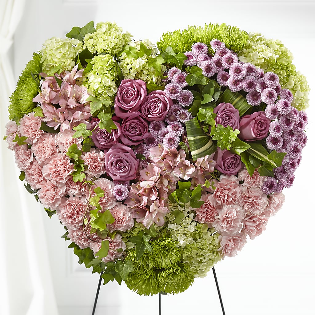 Heartwarming Standing Heart – Rhonda Wolke Designs, Ottawa OH