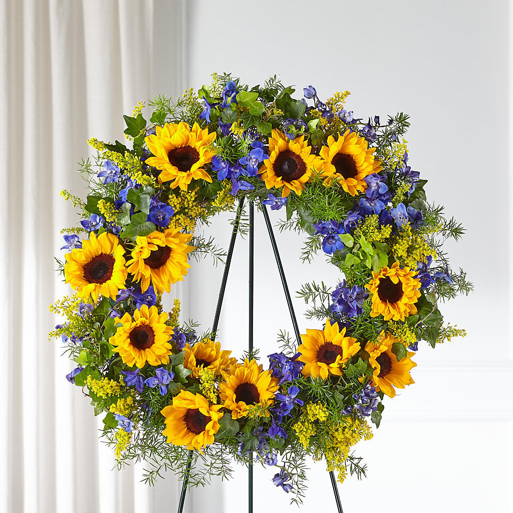 Bright Rays Wreath – Rhonda Wolke Designs, Ottawa OH