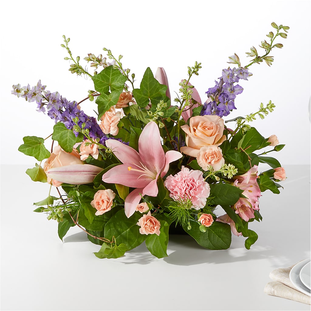 Blossom Time Centerpiece – Rhonda Wolke Designs, Ottawa OH