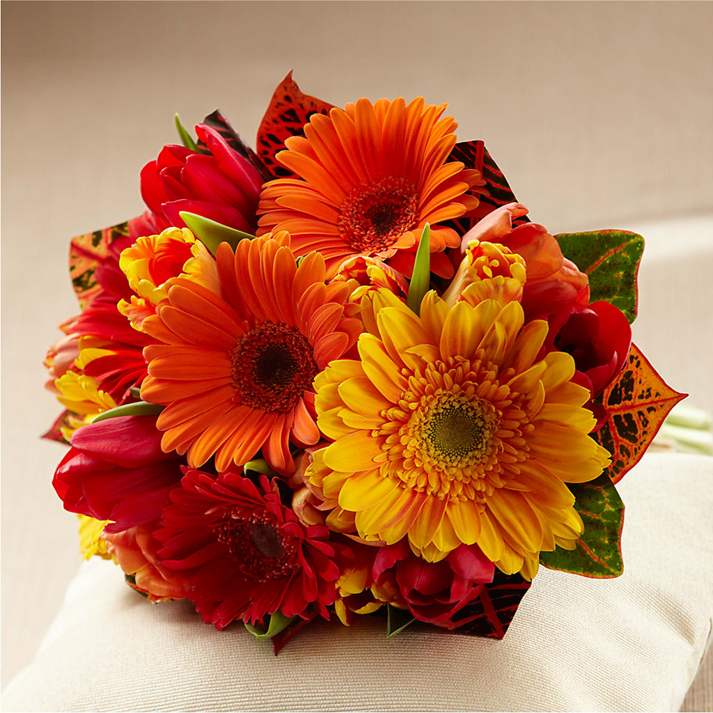 Sunglow Bouquet – Rhonda Wolke Designs, Ottawa OH