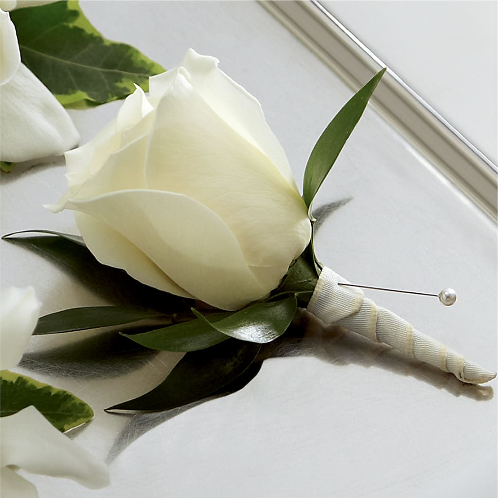 White Rose Boutonniere – Rhonda Wolke Designs, Ottawa OH