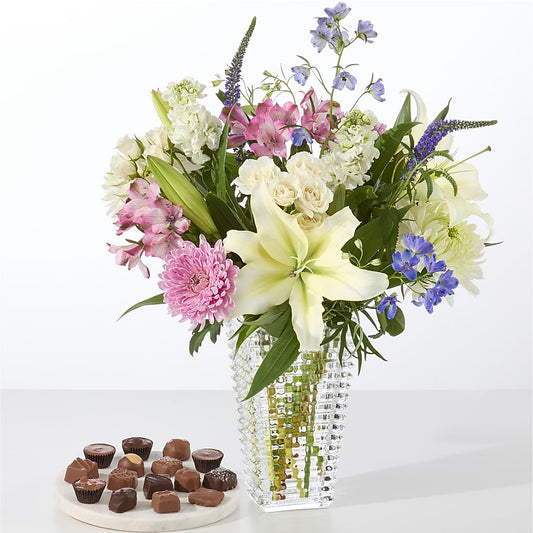 Winter Celebration Bouquet –  Rhonda Wolke Designs, Ottawa OH