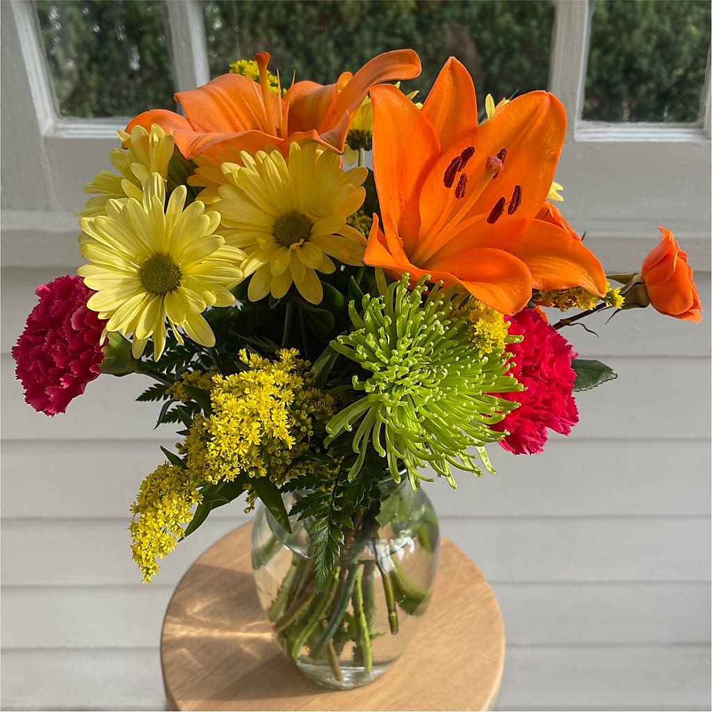 Bold & Bright – A Florist Original –  Rhonda Wolke Designs, Ottawa OH