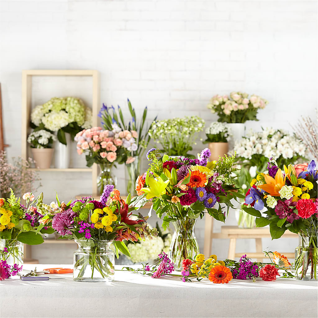 Bold & Bright – A Florist Original –  Rhonda Wolke Designs, Ottawa OH