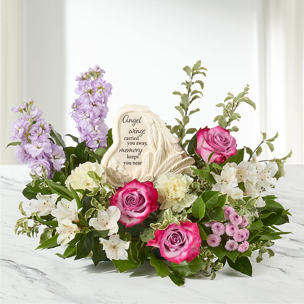 In My Heart Arrangement –  Rhonda Wolke Designs, Ottawa OH