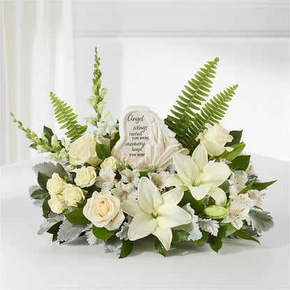 Holding You Close Arrangement –  Rhonda Wolke Designs, Ottawa OH
