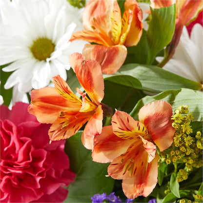 Oopsie Daisy Box Bouquet –  Rhonda Wolke Designs, Ottawa OH