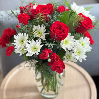Seasonal Magic Bouquet –  Rhonda Wolke Designs, Ottawa OH