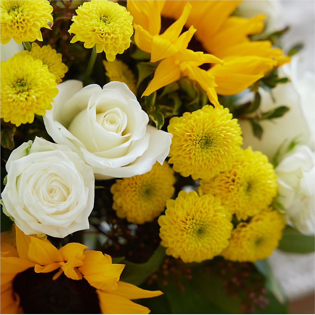 Luminous Morning Bouquet –  Rhonda Wolke Designs, Ottawa OH