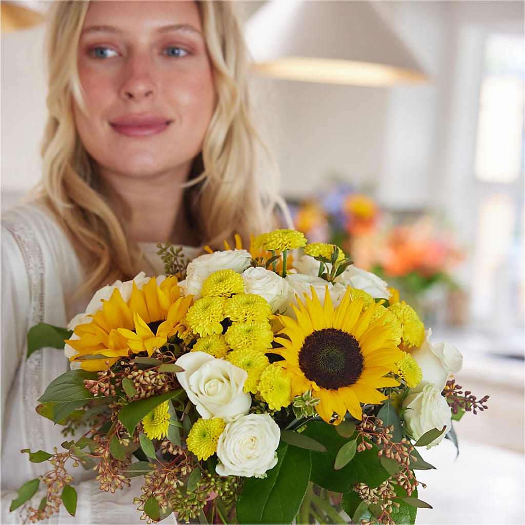 Luminous Morning Bouquet –  Rhonda Wolke Designs, Ottawa OH