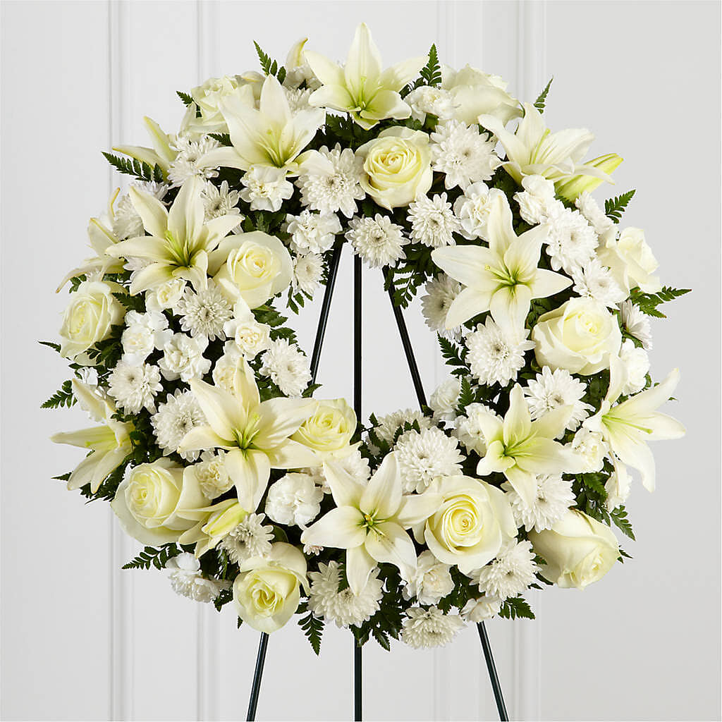 Treasured Tribute Wreath –  Rhonda Wolke Designs, Ottawa OH