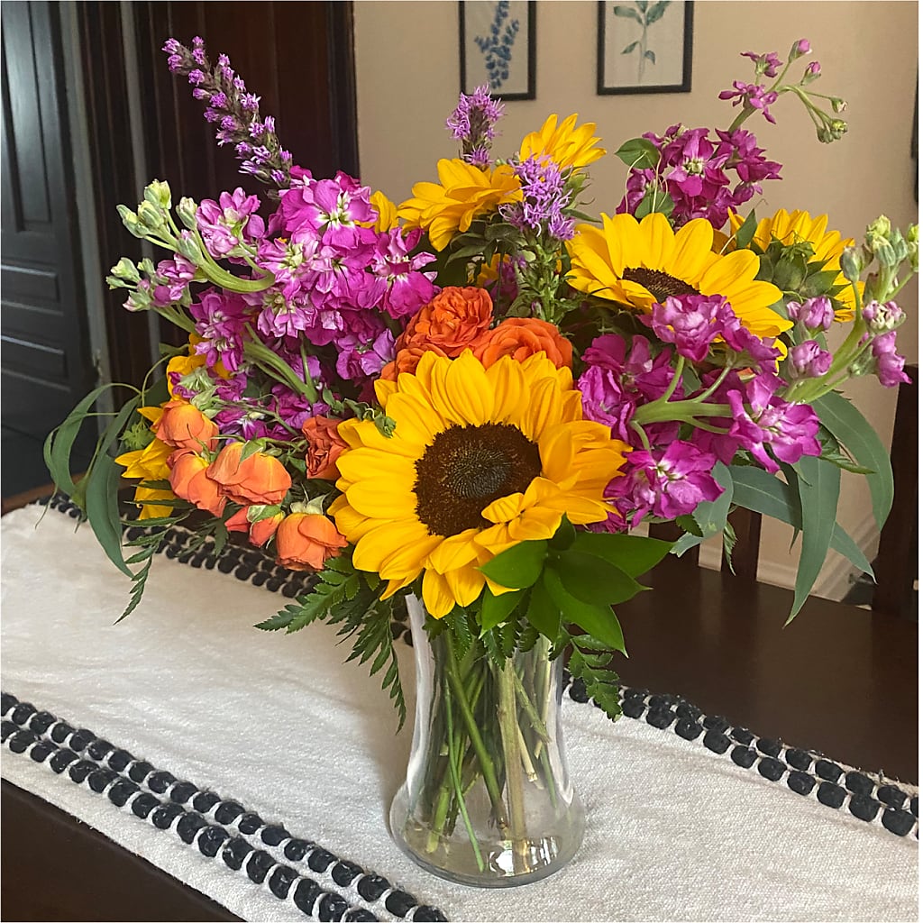Rays of Life Bouquet –  Rhonda Wolke Designs, Ottawa OH