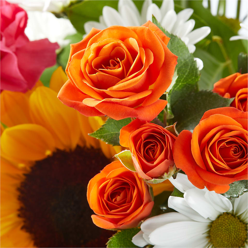 Sun-drenched Blooms Bouquet –  Rhonda Wolke Designs, Ottawa OH