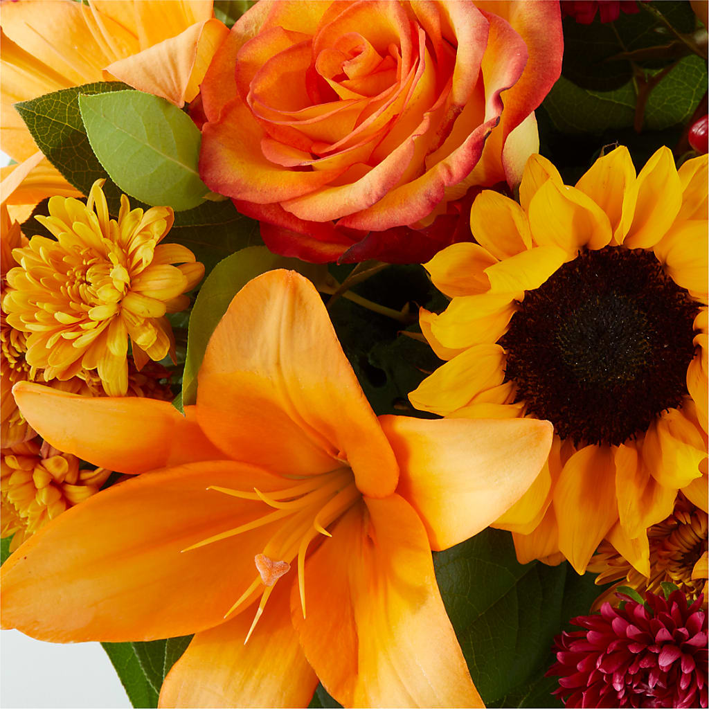Grateful Centerpiece –  Rhonda Wolke Designs, Ottawa OH
