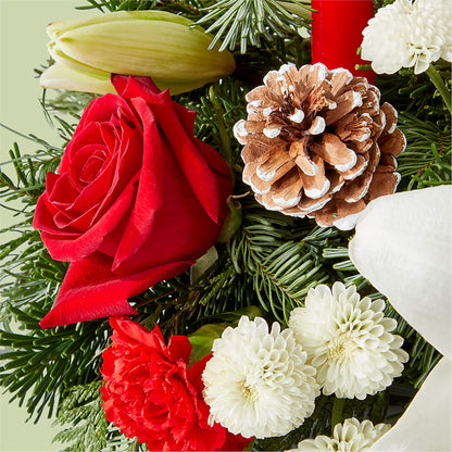 Seasonal Festivities Centerpiece –  Rhonda Wolke Designs, Ottawa OH
