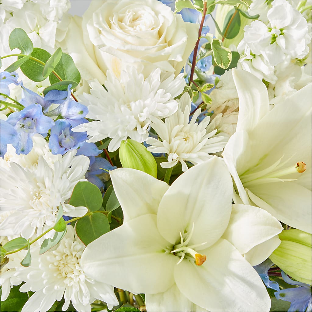 Peace of Mind Bouquet –  Rhonda Wolke Designs, Ottawa OH