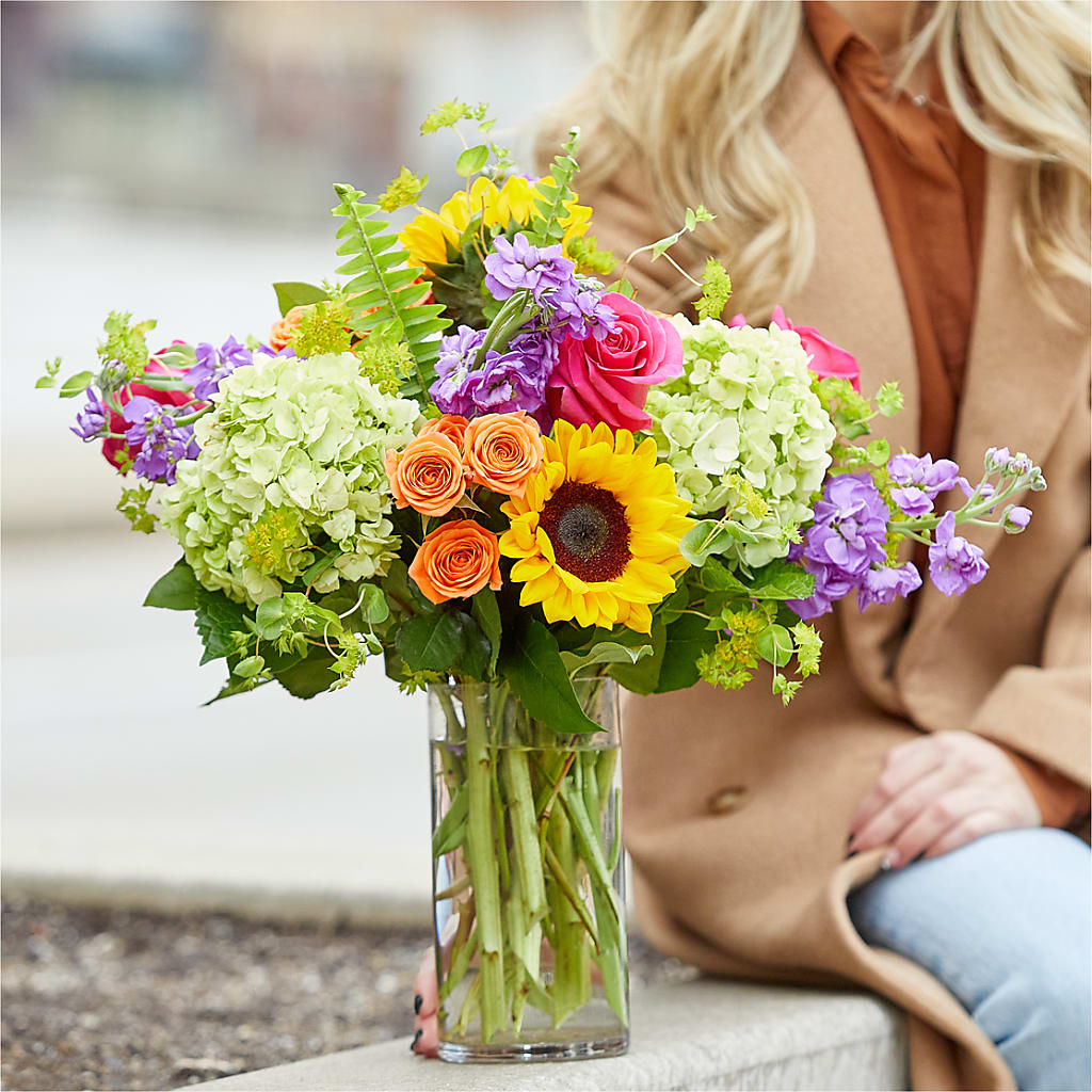 Vibrant Greetings Bouquet –  Rhonda Wolke Designs, Ottawa OH