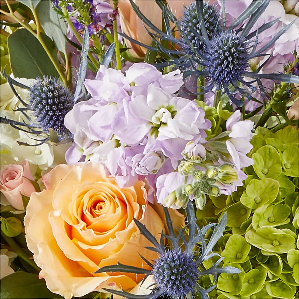 Porch Swing Bouquet –  Rhonda Wolke Designs, Ottawa OH