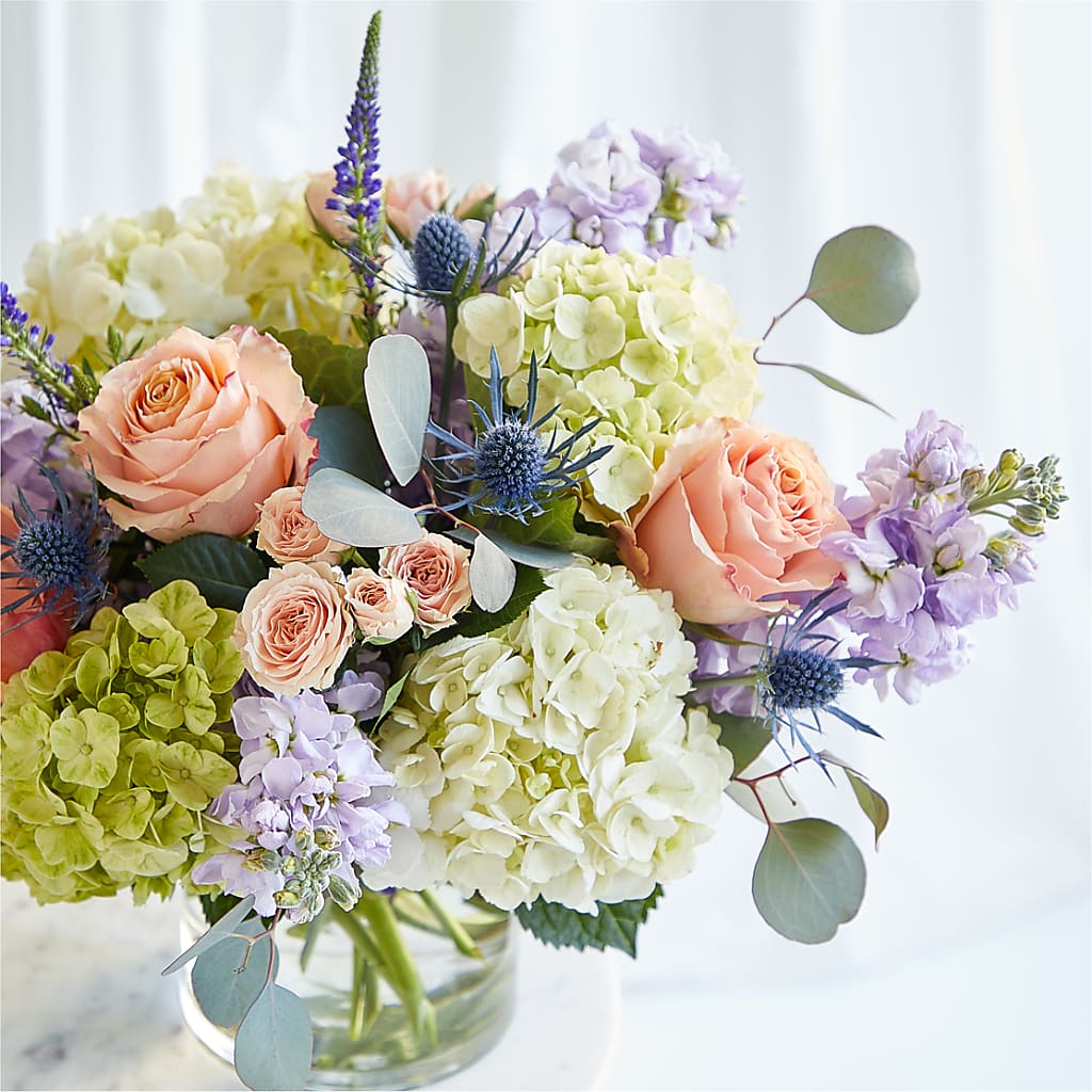Porch Swing Bouquet –  Rhonda Wolke Designs, Ottawa OH