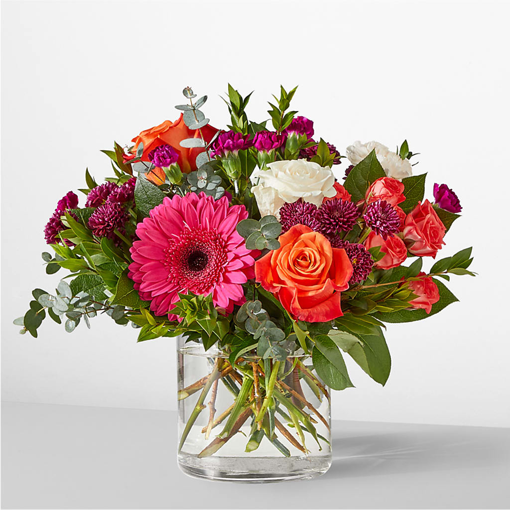 Smell the Roses Bouquet –  Rhonda Wolke Designs, Ottawa OH