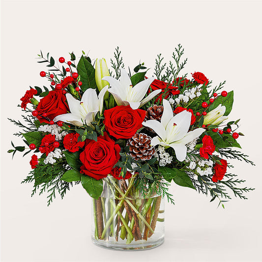 Best in Snow Bouquet –  Rhonda Wolke Designs, Ottawa OH