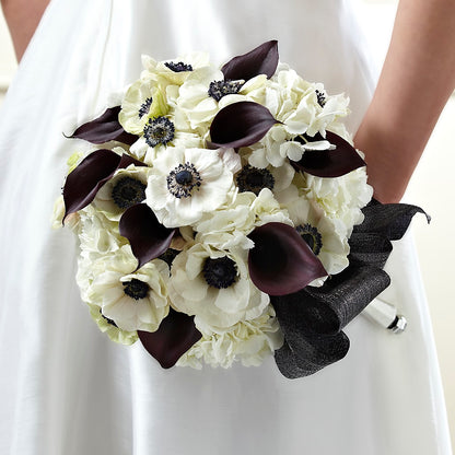 To Have and To Hold Bouquet –  Rhonda Wolke Designs, Ottawa OH