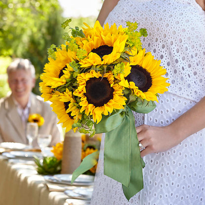 Free Spirit Bouquet –  Rhonda Wolke Designs, Ottawa OH